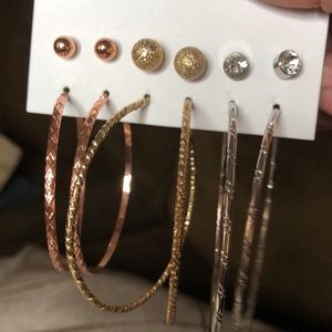 ⚜️Women’s Hoop Earrings ✨⚜️